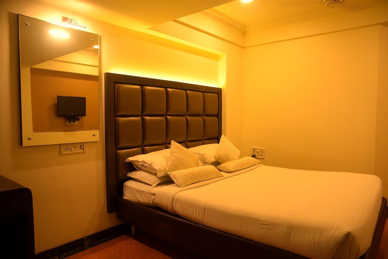 Hotel Heritage Dakshin Νάβι Μουμπάι Εξωτερικό φωτογραφία