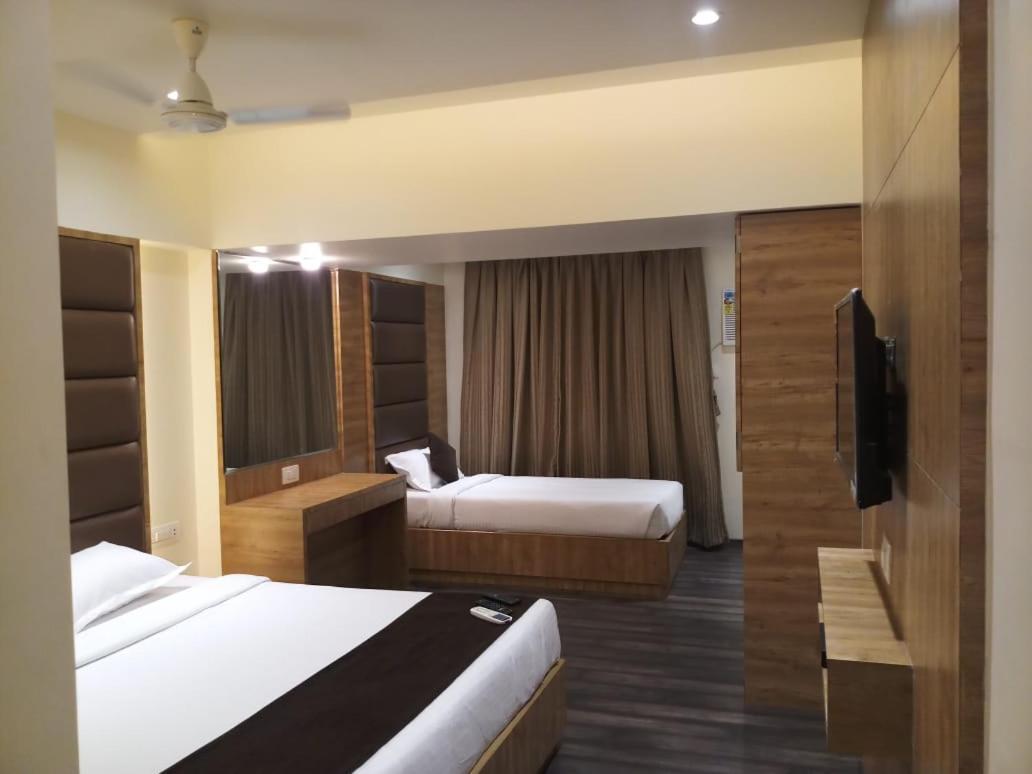 Hotel Heritage Dakshin Νάβι Μουμπάι Εξωτερικό φωτογραφία