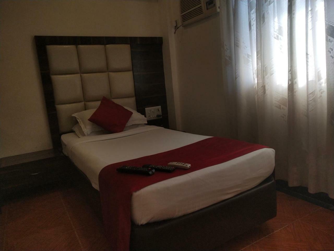 Hotel Heritage Dakshin Νάβι Μουμπάι Εξωτερικό φωτογραφία